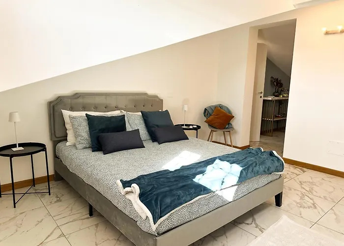 Carolas Luxury House